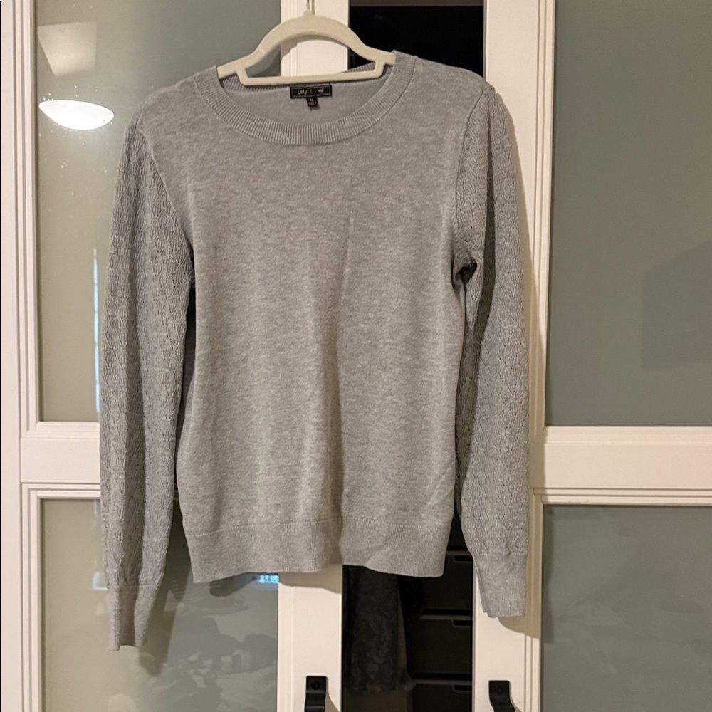 Light Gray Textured Knit Long Sleeve Top
